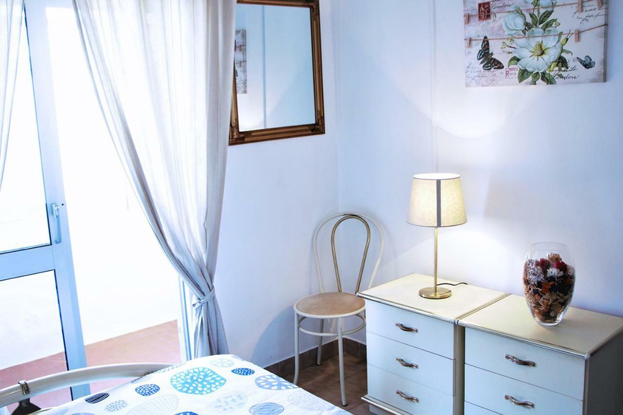 Apartamento T1, 50 metros da praia Quarteira Exterior foto
